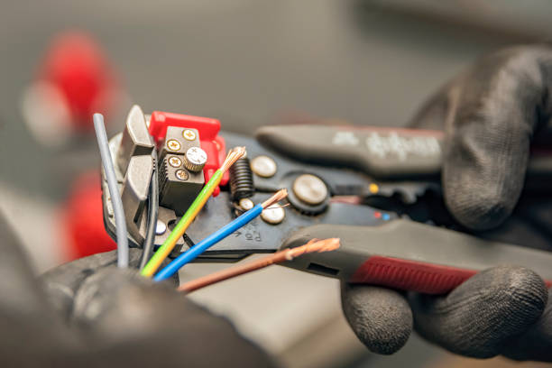 Best Electrical Contractors for Businesses  in Old Bethpage, NY