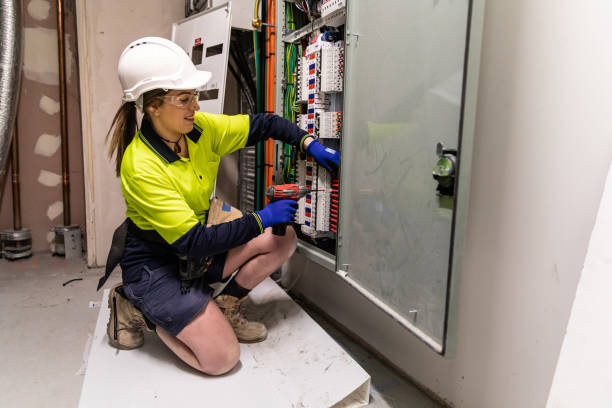 Best Local Electrician Companies  in Old Bethpage, NY
